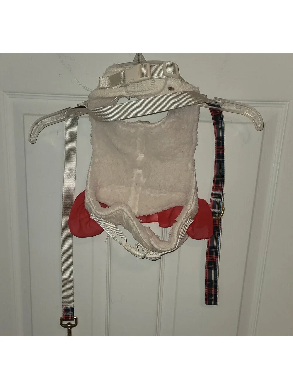 PETSMART CREAM/RED PLAID HOLIDAY BOW RUFFLE HARNESS SET MED+ 4FT MATCHING LEASH